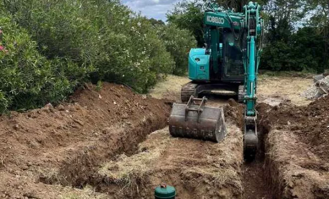 Travaux d'assainissement, Saint-Chinian, Occitanie Terrassement