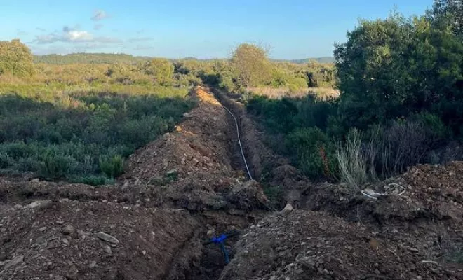 Travaux d'assainissement, Saint-Chinian, Occitanie Terrassement