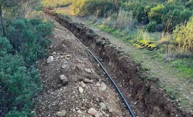Travaux d'assainissement, Saint-Chinian, Occitanie Terrassement