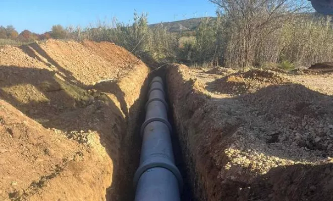 Travaux d'assainissement, Saint-Chinian, Occitanie Terrassement