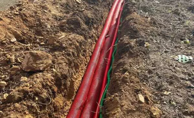 Travaux d'assainissement, Saint-Chinian, Occitanie Terrassement